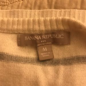 Medium Banana Republic striped sweater